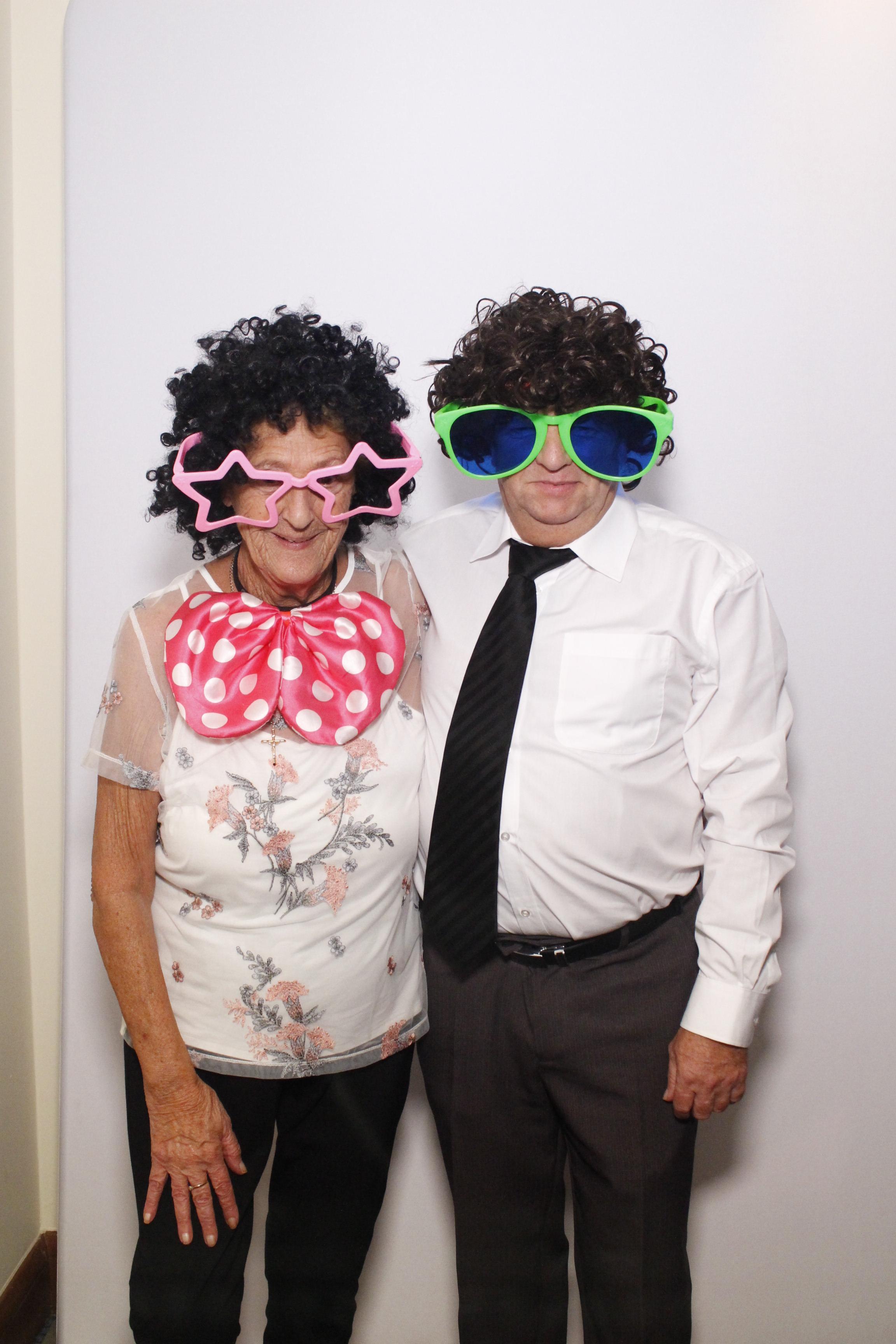 Luke & Emily's Wedding | View more photos from the event at gallery.myphotoboothexperience.co.uk/u/MyPhotoBoothExperienceLtd/Luke-Emilys-Wedding